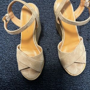 Stuart Weitzman wedge scandals in excellent condition.